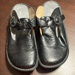 Alegria Black Embossed Mules 41